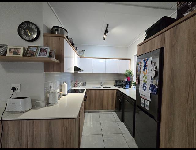 3 BEDROOM APARTMENT FOR SALE IN BALLITO CENTRAL